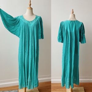 VINTAGE 80s Carriage Court Wide Sleeve Turquoise Full Length Nightgown Medium